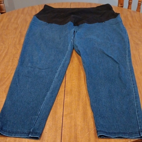 Time and Tru Denim - Maternity jeans, size 16-18